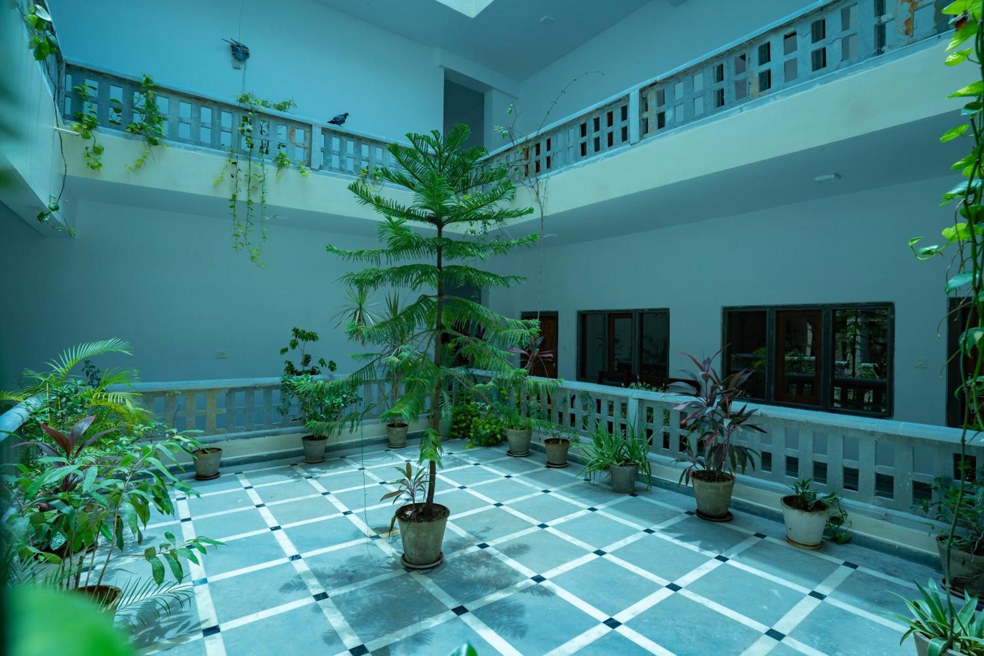 Tripli Hotels Shiv Villas Udaipur Exterior photo